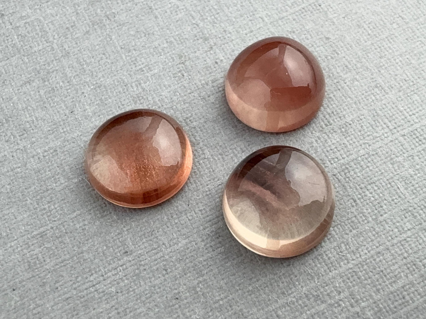 8mm Oregon Sunstones with Schiller | Round Cabochon Lot | OSC322 - Oregon Sunstone - GemEnthusiast