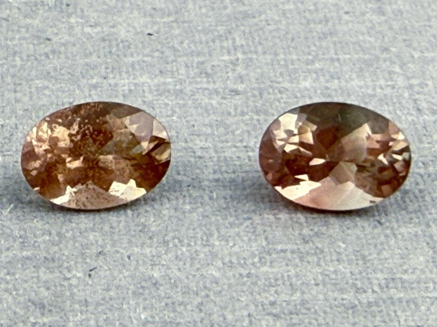 7x5 Oregon Sunstones Oval Pair | 1.4 carats | OSF196 - 7x5 Oregon Sunstone Pair - GemEnthusiast