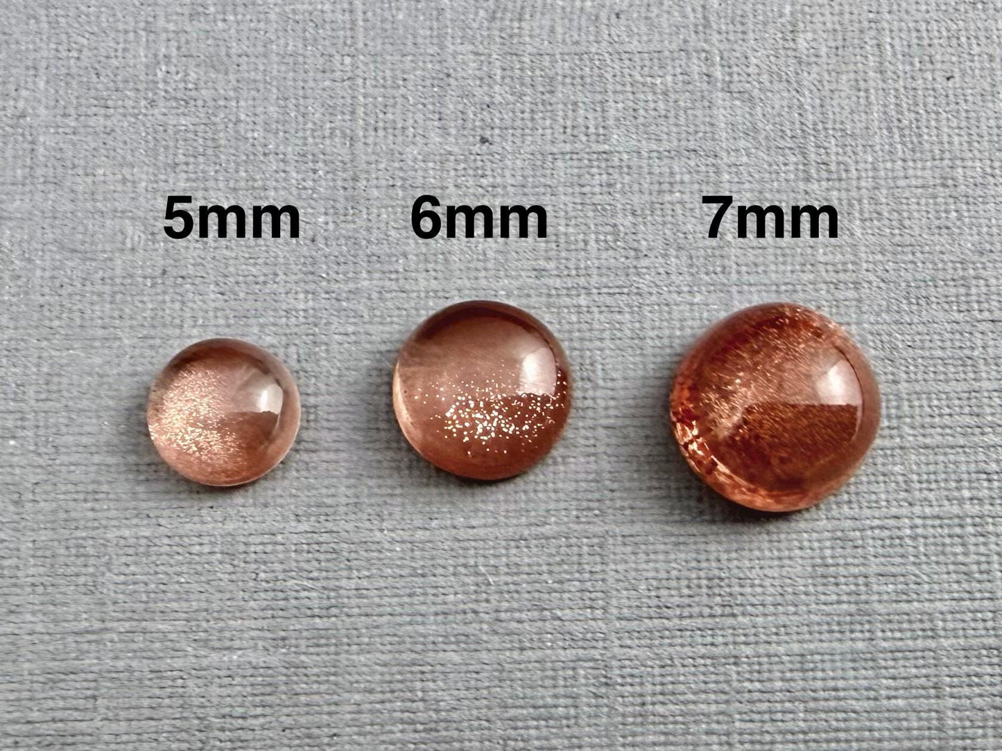 Oregon Sunstones Round Cabochons | 5mm 6mm 7mm | Mined in the USA - Oregon Sunstone - GemEnthusiast