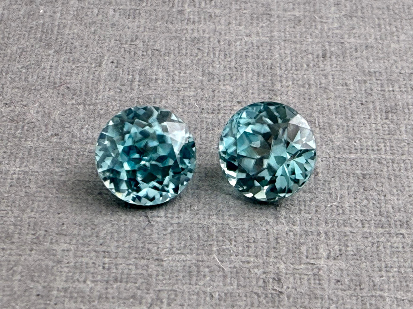 5.5mm Blue Zircon Pair Round | Natural Gemstone | ZC101 - Natural Zircon - GemEnthusiast