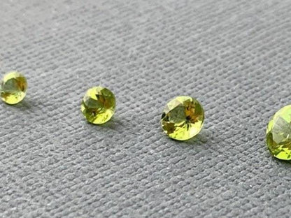 Arizona Peridot | 3mm 3.5mm | Loose Round Faceted Gemstone | Mined in the USA - Arizona Peridot - GemEnthusiast