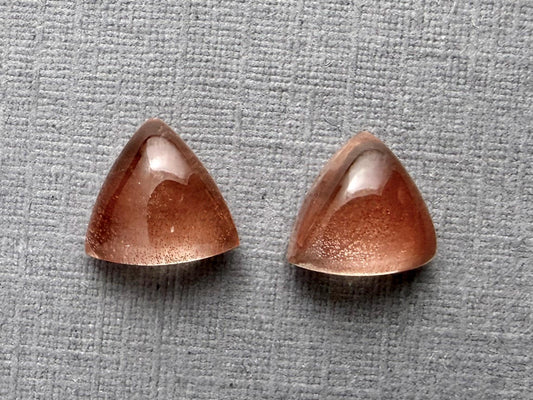 7mm Oregon Sunstone Pair | with Schiller | Triangle Cabochon | OSC325 - Oregon Sunstone, Schiller - GemEnthusiast