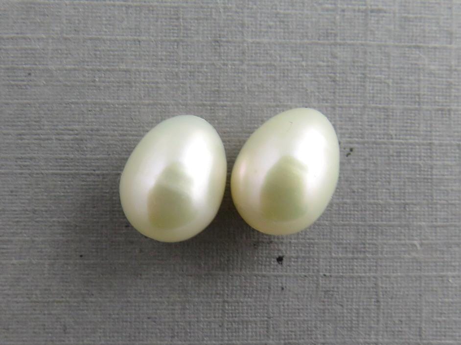 Exceptional Pearl Pairs | Drilled-Through with a drop shape | Ivory, Peach, or Pink - Freshwater Pearl - GemEnthusiast