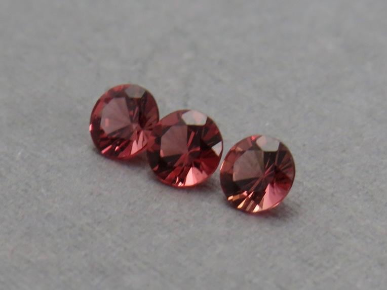 Red Spinel Lot | 3.4mm Faceted Round | Natural Gemstone | SL125 - Natural Spinel - GemEnthusiast
