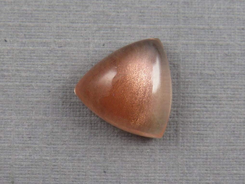 10mm Oregon Sunstone | Triangle Cabochon | Natural American Gemstone | 2.9 carats | OSC285 - Oregon Sunstone - GemEnthusiast