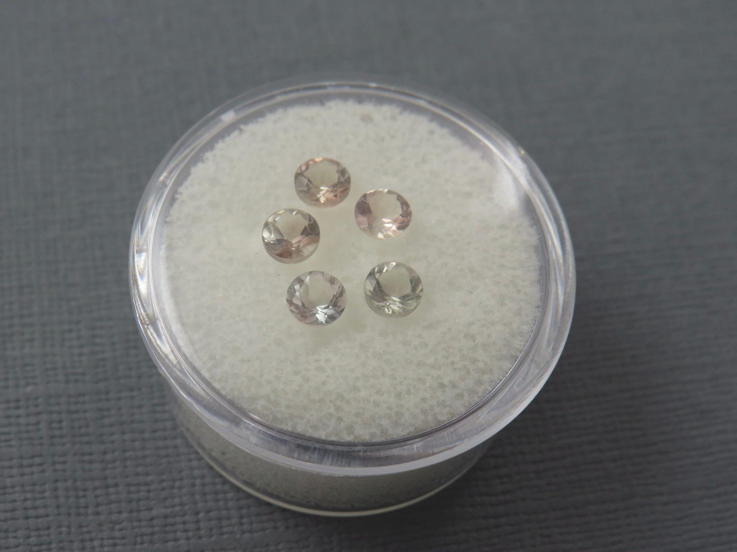 4mm Oregon Sunstone Round Lot | Soft Peach Bi-color | OSF232 - Oregon Sunstone - GemEnthusiast