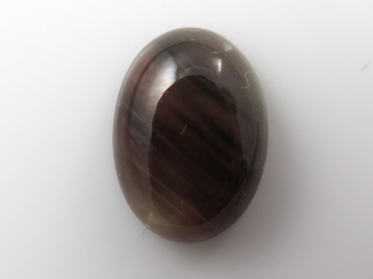 Bicolor Oregon Sunstone with Red and Green | 14x10mm Oval Cabochon | 6.14 carats | OSC338 - Oregon Sunstone - GemEnthusiast