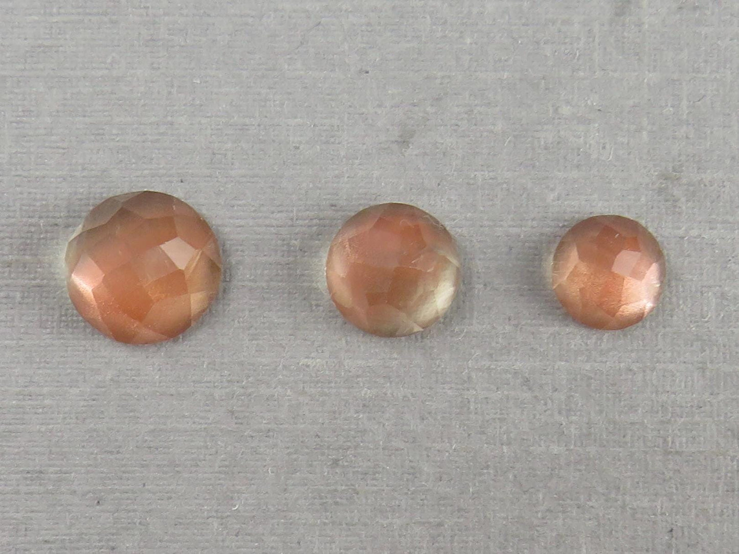 Oregon Sunstones Rose cut Round Cabochons | 6mm 7mm 8mm | Mined in the USA - Oregon Sunstone - GemEnthusiast