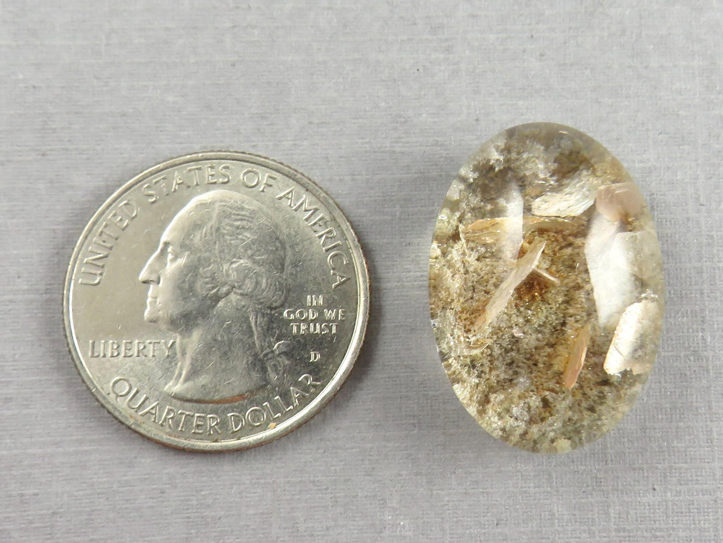 Garden Quartz with Chlorite | 26x19mm | Scenic Oval Gemstone | QU542 - Chlorite in Quartz - GemEnthusiast