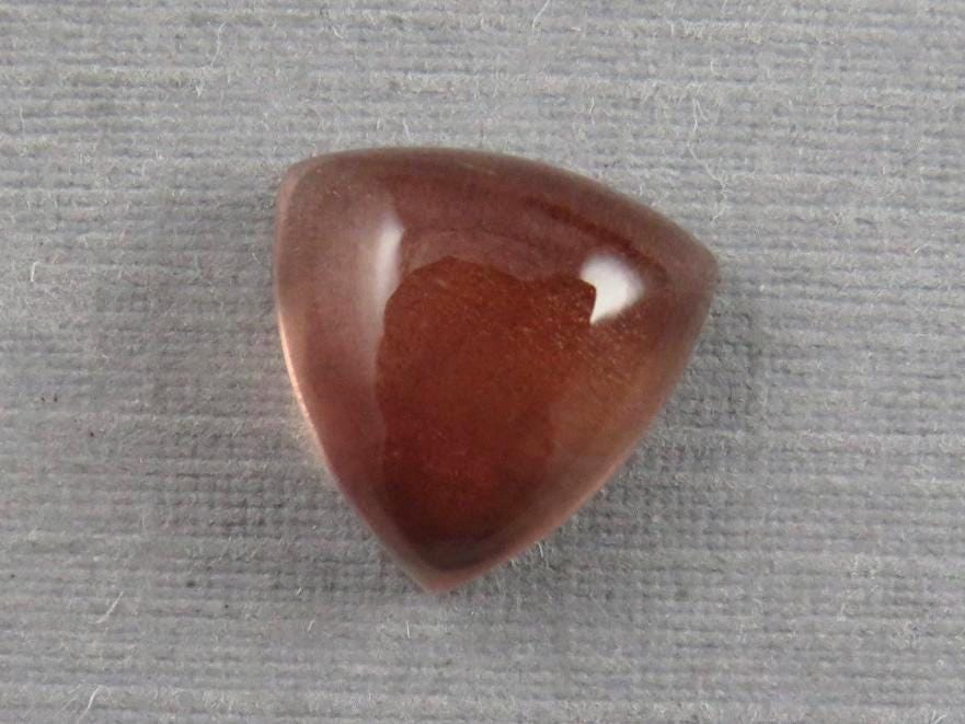 9mm Oregon Sunstone | Triangle Cabochon | Natural American Gemstone | OSC265 - Oregon Sunstone - GemEnthusiast