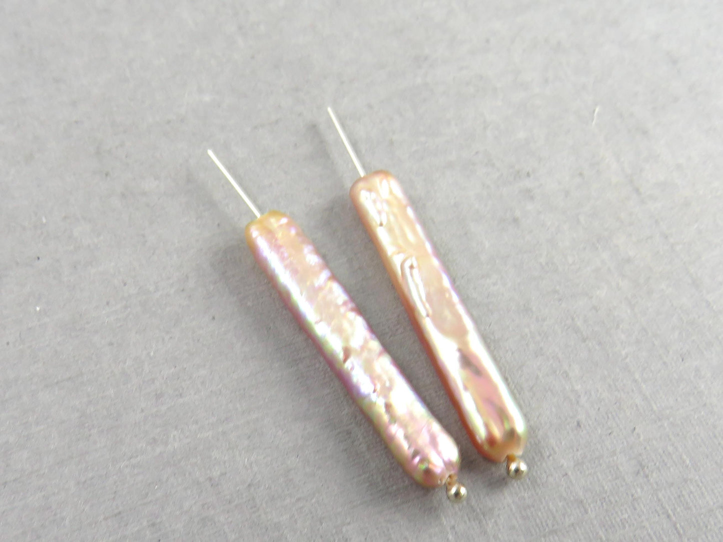 Iridescent Stick Pearl Beads | Matched Pair or Lot of 5 | Peach Pink Purple | Cultured Freshwater - Pearl - GemEnthusiast