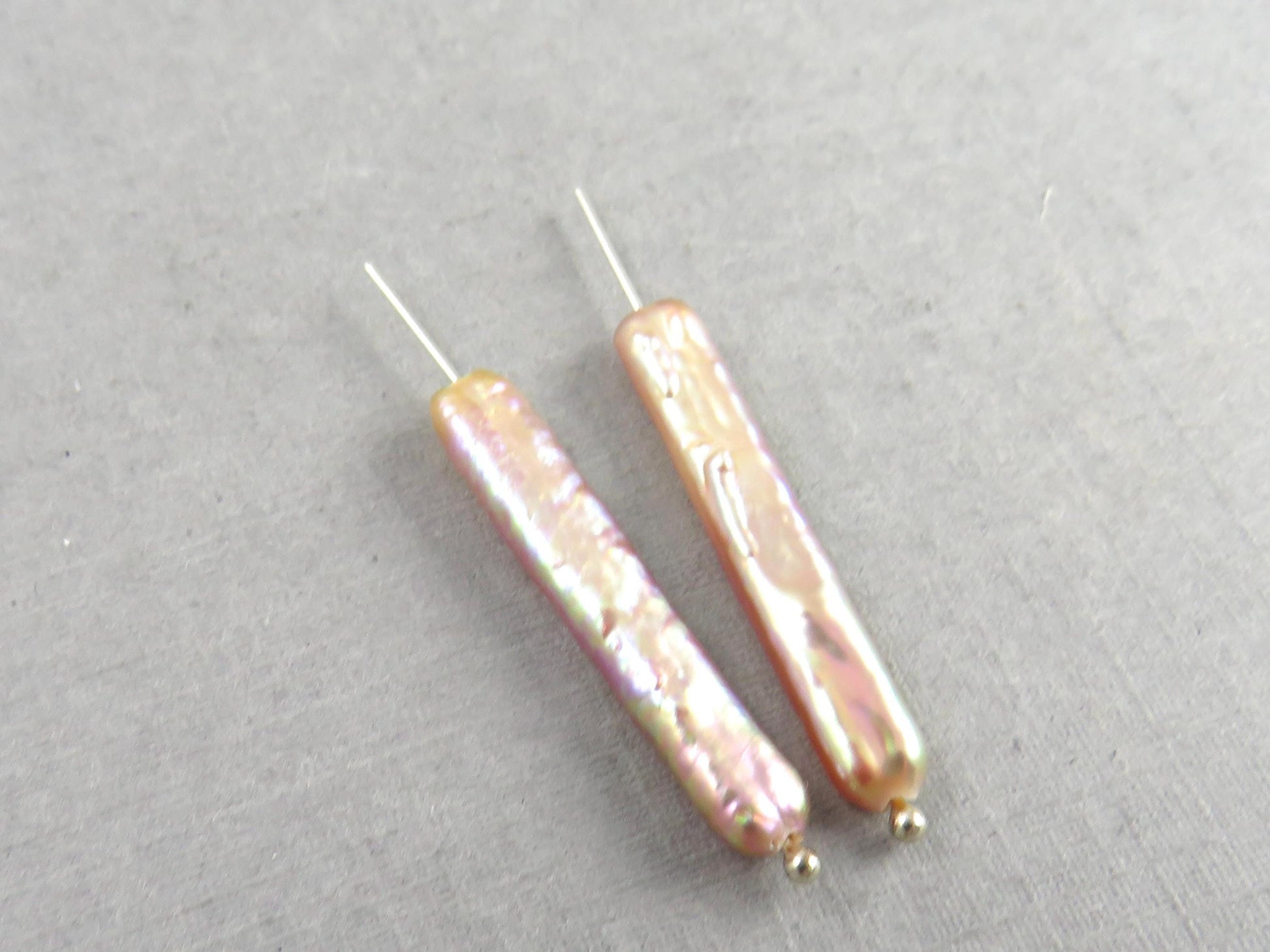 Iridescent Stick Pearl Beads | Matched Pair or Lot of 5 | Peach Pink Purple | Cultured Freshwater - Pearl - GemEnthusiast