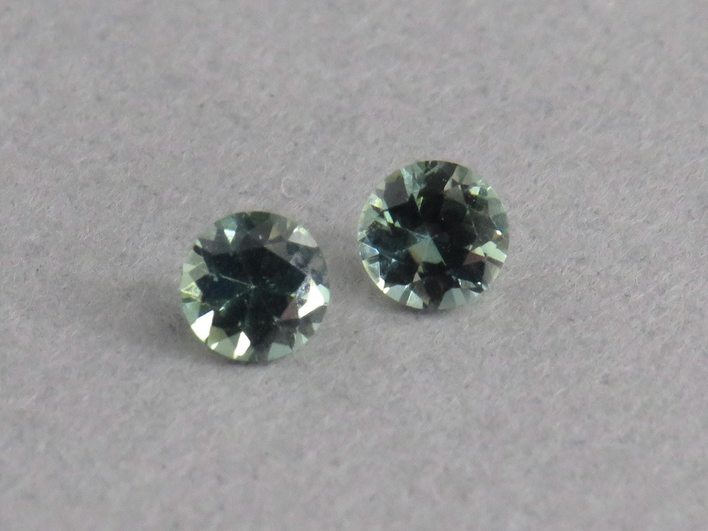 Blue Teal Sapphire Pair | 3.5mm Round Gemstone | Madagascar | SF129 - Sapphire - GemEnthusiast