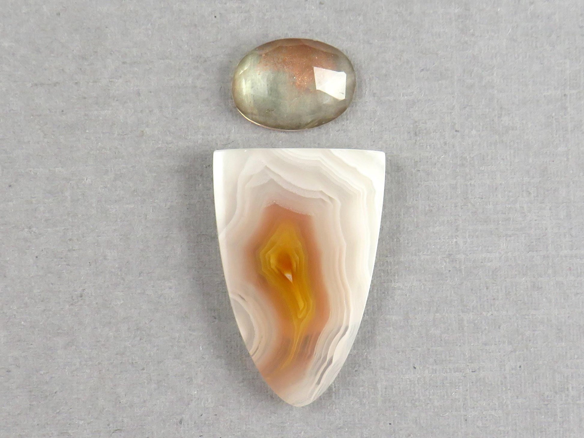 Oregon Sunstone and Sierra Madre Agate | Gemstone Set | SET119 - Timor Agate, Oregon Sunstone - GemEnthusiast