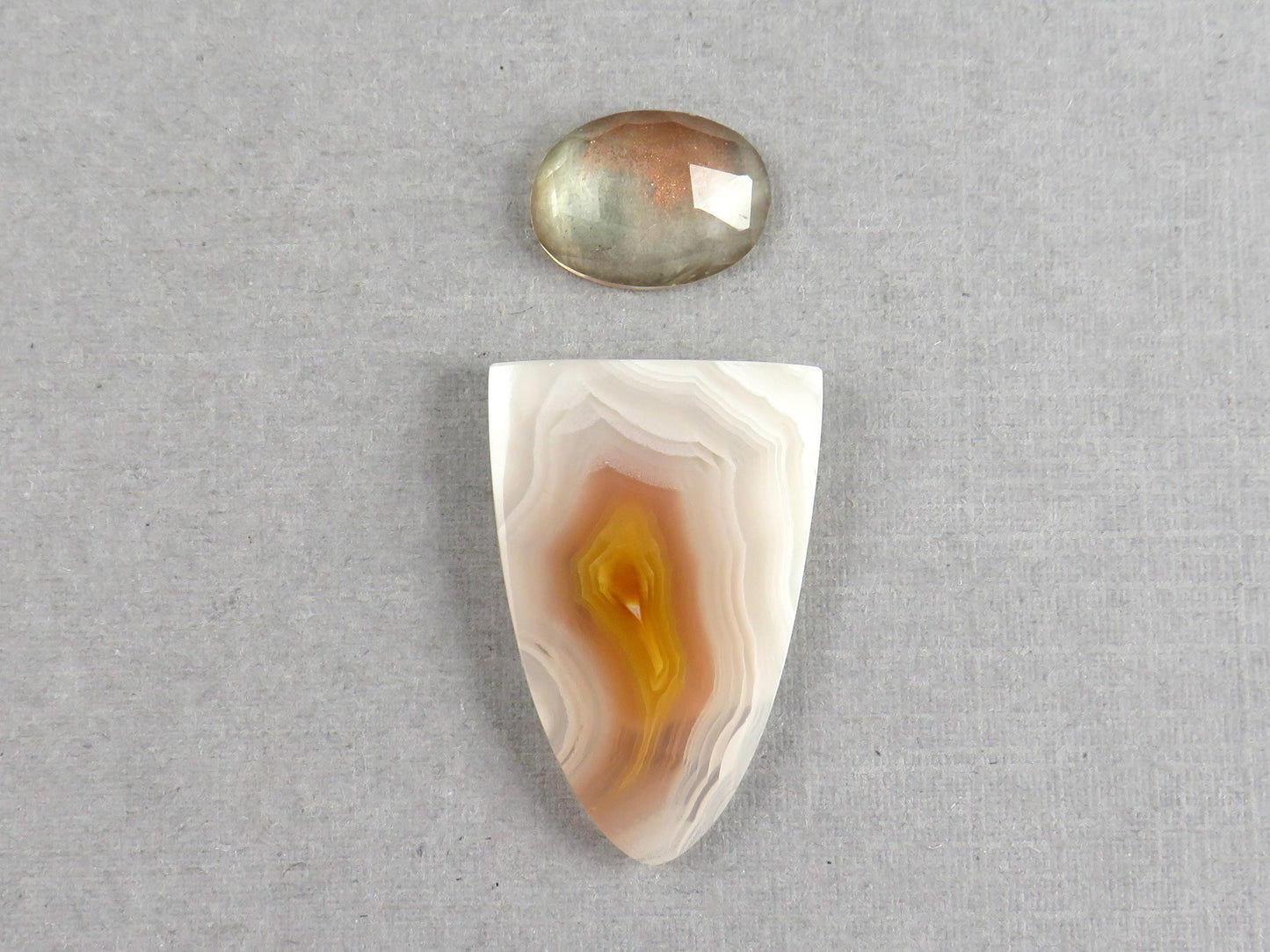 Oregon Sunstone and Sierra Madre Agate | Gemstone Set | SET119 - Timor Agate, Oregon Sunstone - GemEnthusiast