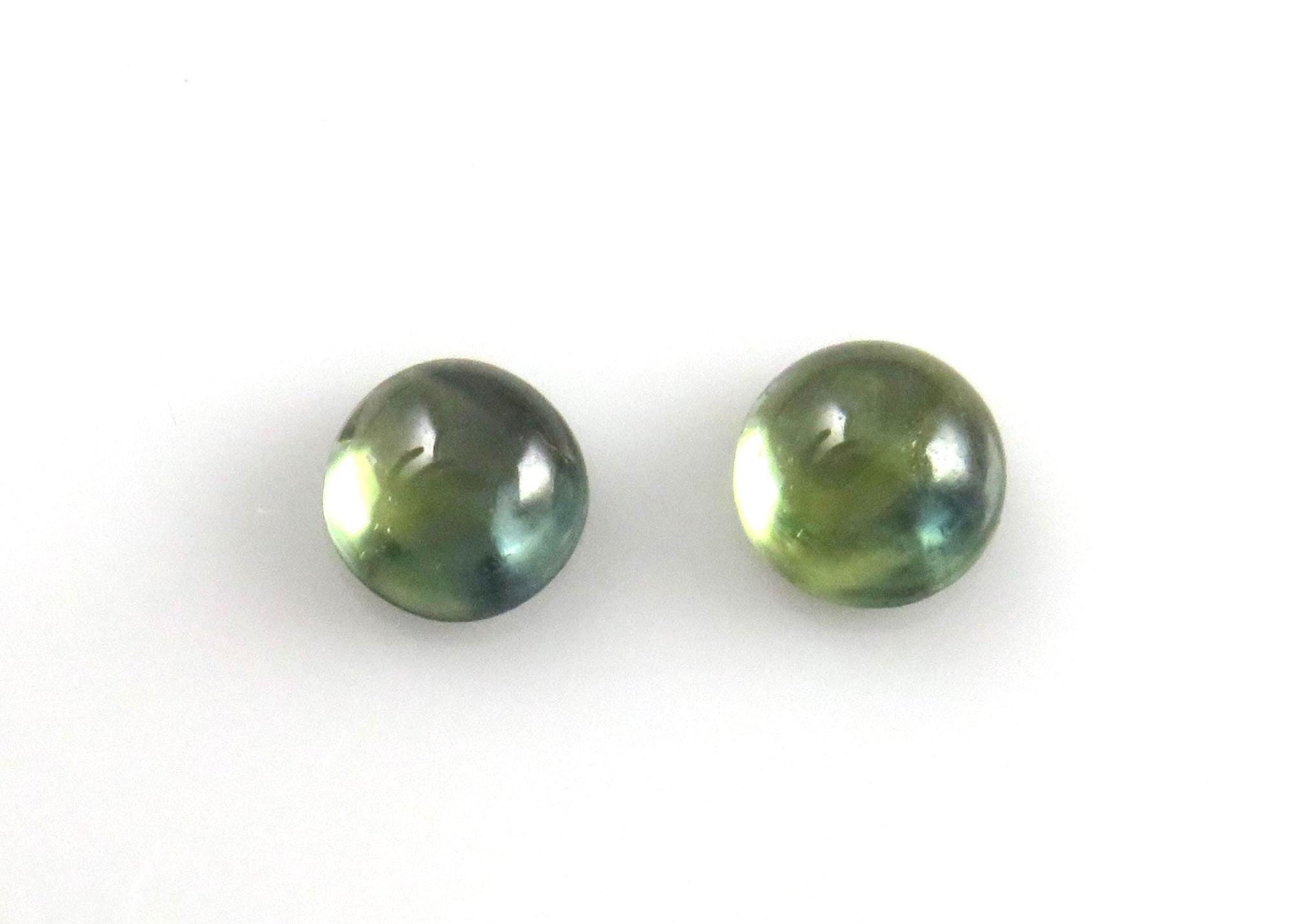 Montana Sapphire Cabochon - 4mm Round Pair | Bicolor Teal-Blue | American Gemstone | SA304 - Montana Sapphire - GemEnthusiast