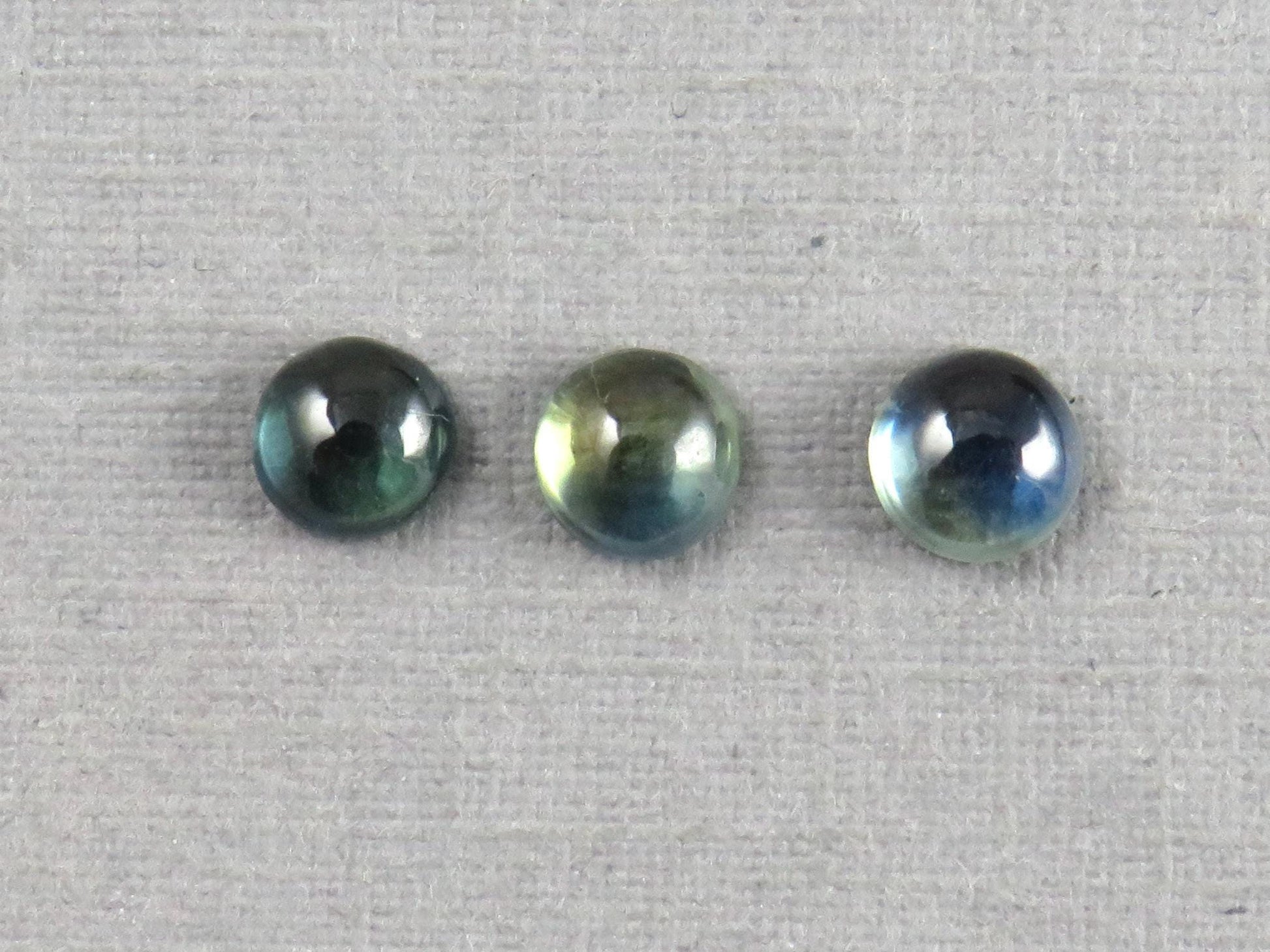 Montana Sapphire Cabochon - 4mm Round Lot | Bicolor Teal-Blue | American Gemstone | SA306 - Montana Sapphire - GemEnthusiast