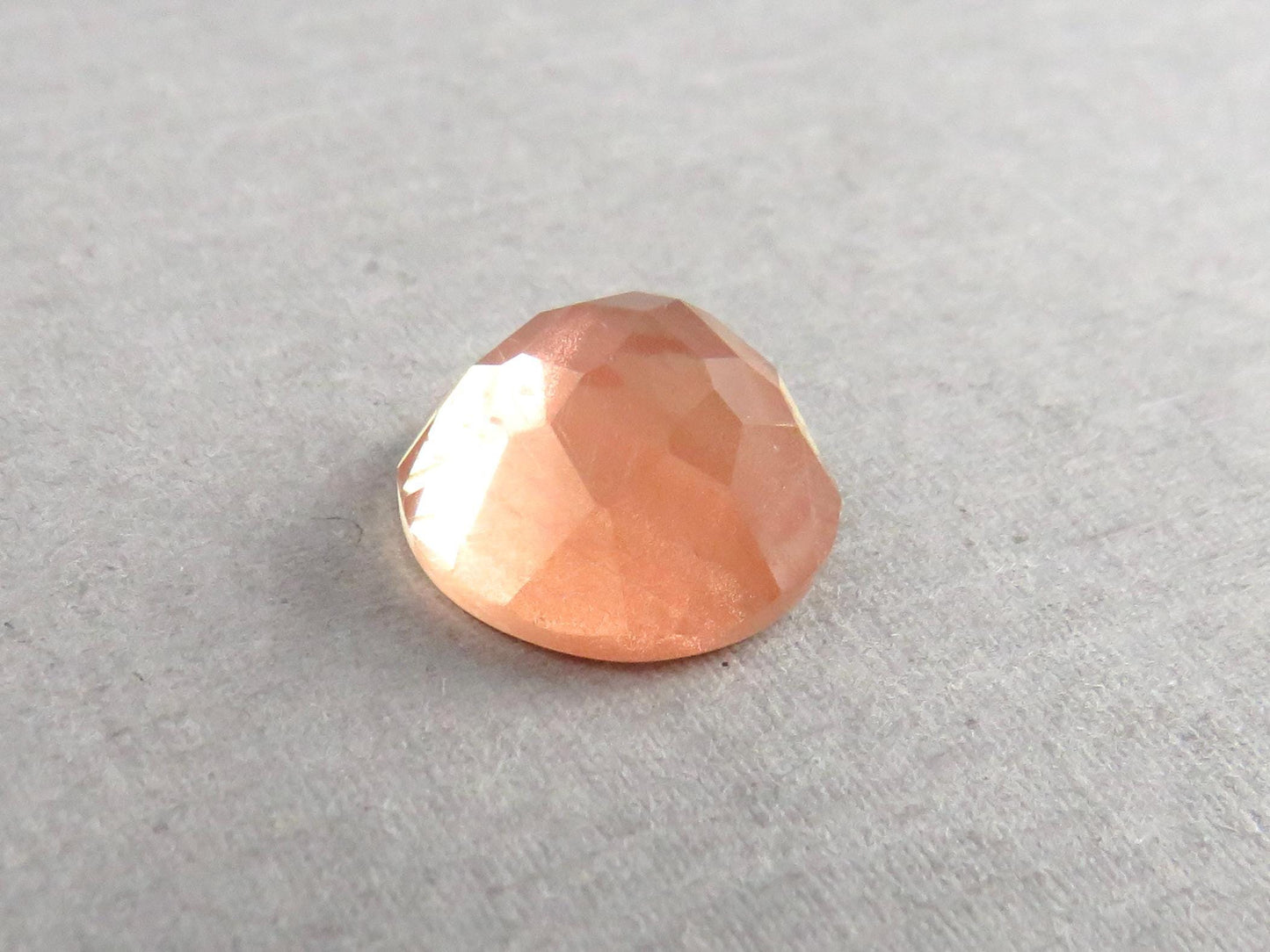 12mm Oregon Sunstones with Schiller | Round Rose Cut Cabochon | 6 carats | OSR106 - Oregon Sunstone - GemEnthusiast