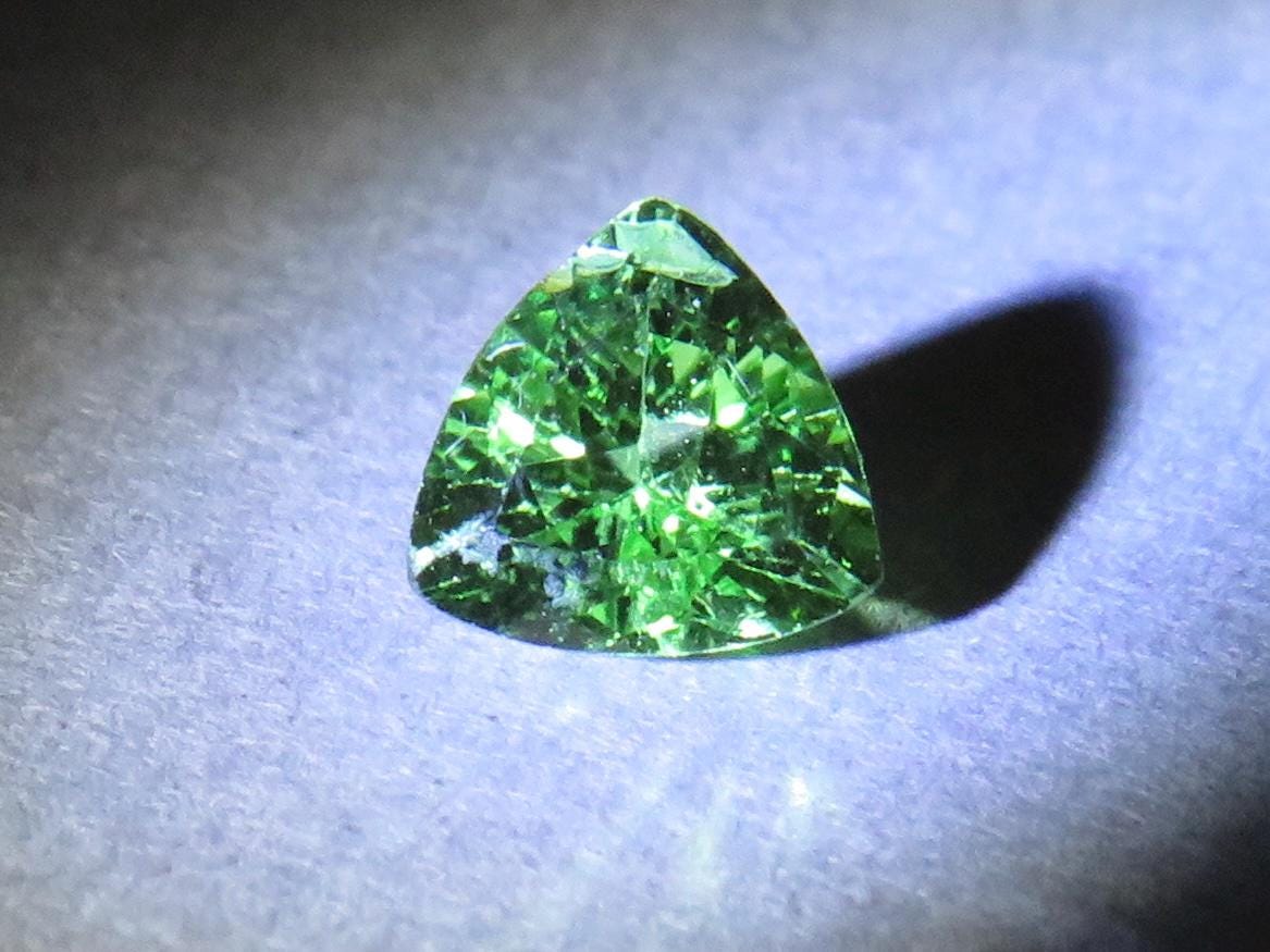 Fluorescent Grossular Garnet | 4.9mm Trillion | East Africa | GR106 - Grossular Garnet - GemEnthusiast