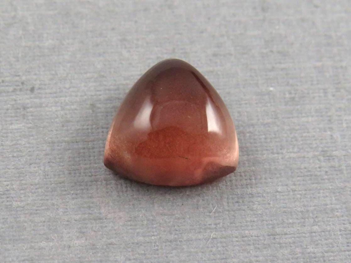 9mm Oregon Sunstone | Triangle Cabochon | Natural American Gemstone | OSC265 - Oregon Sunstone - GemEnthusiast