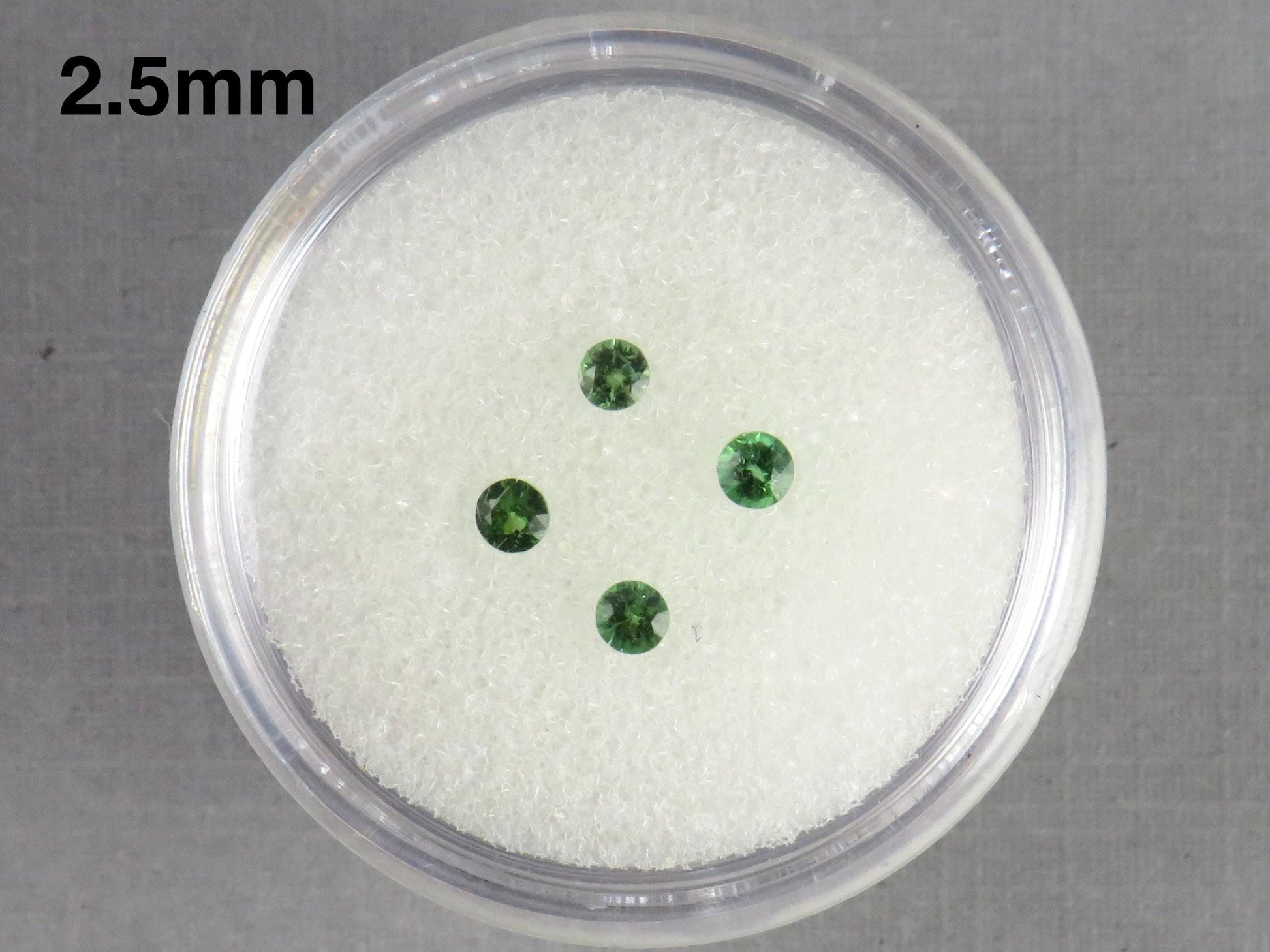 Chrome Tourmaline Round Loose Gemstone | 2.5mm 3mm | Tanzania - Chrome Tourmaline - GemEnthusiast