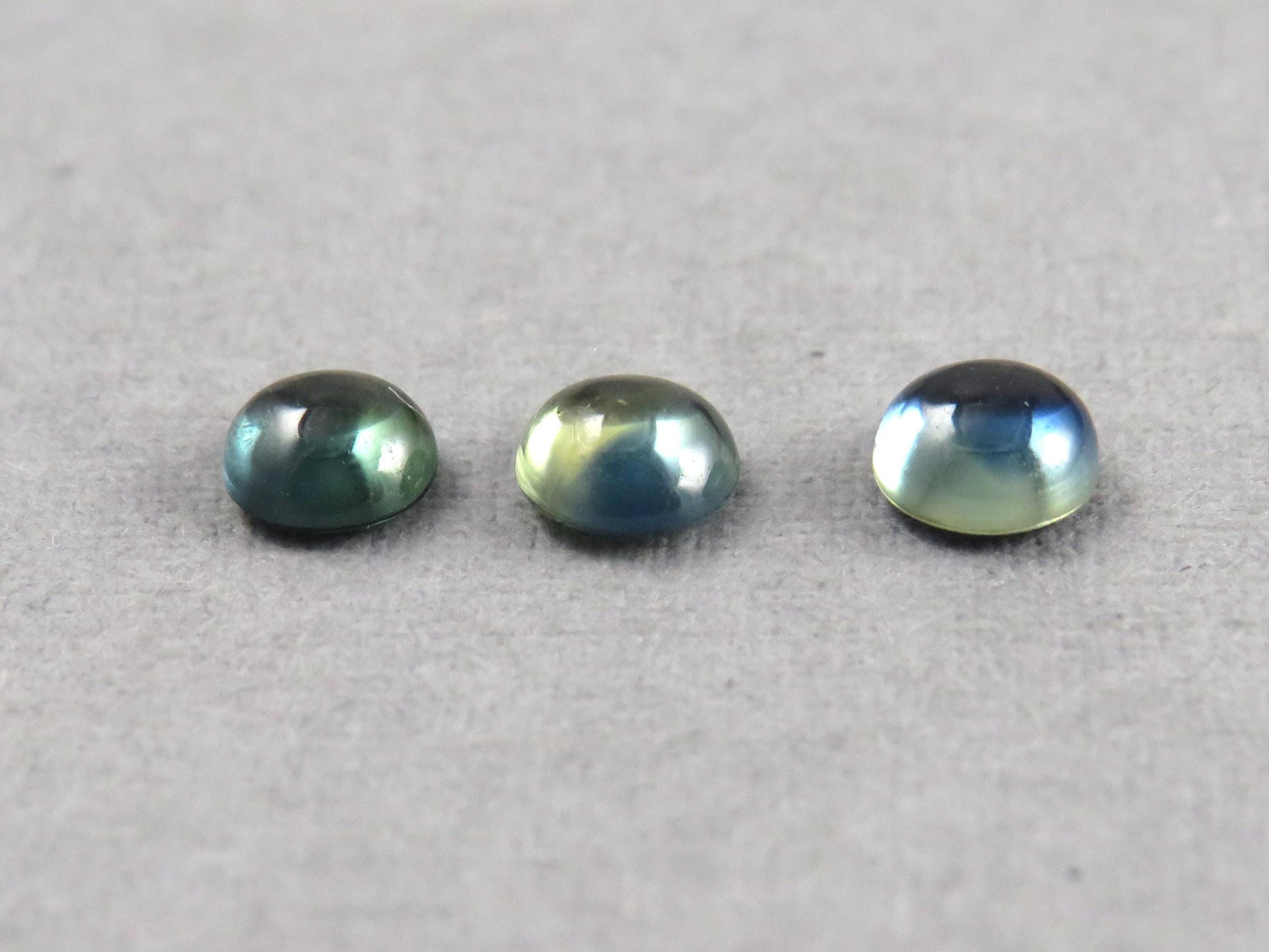Montana Sapphire Cabochon - 4mm Round Lot | Bicolor Teal-Blue | American Gemstone | SA306 - Montana Sapphire - GemEnthusiast