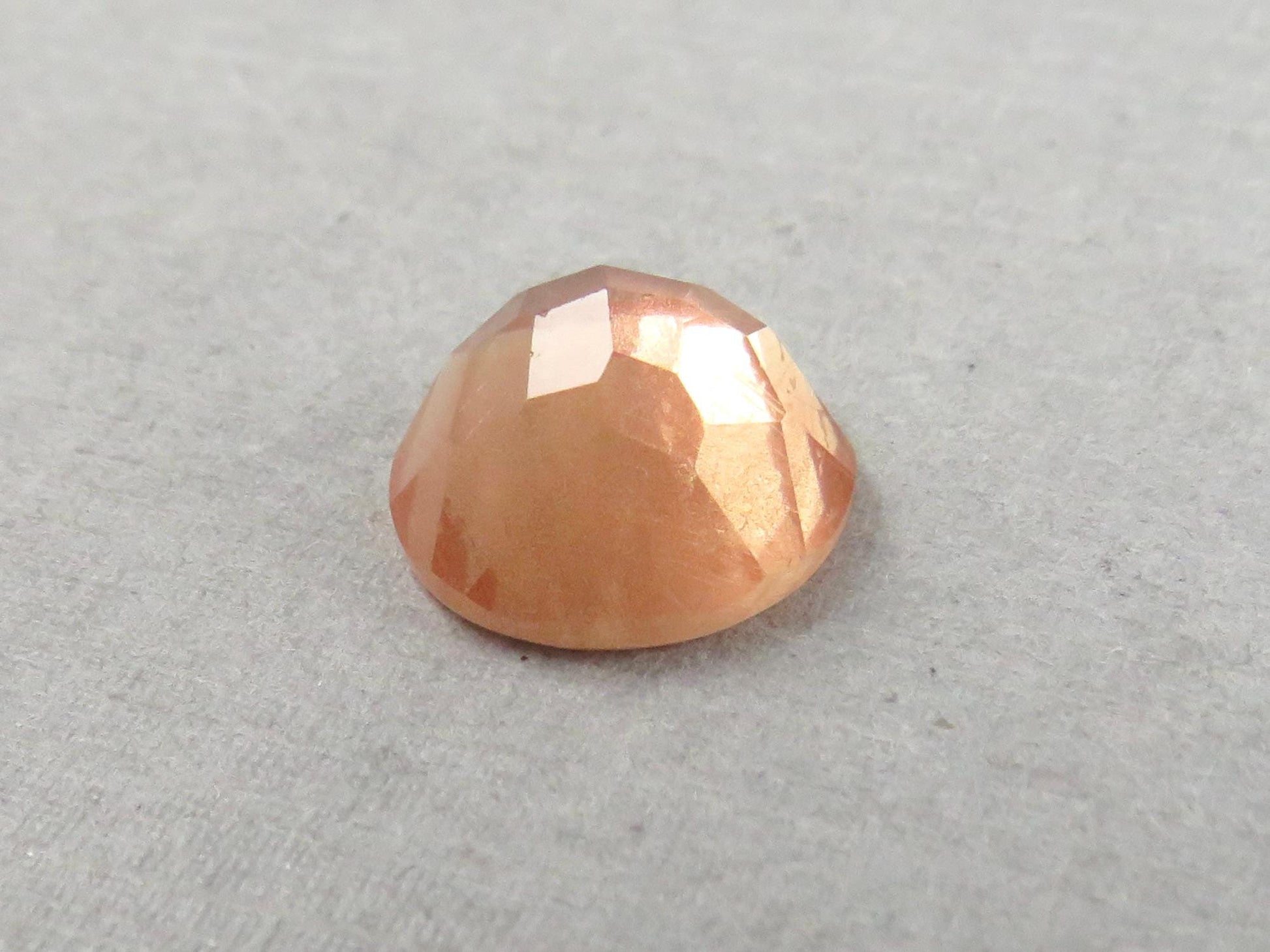 12mm Oregon Sunstones with Schiller | Round Rose Cut Cabochon | 6 carats | OSR106 - Oregon Sunstone - GemEnthusiast