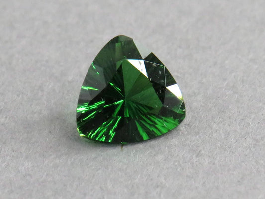 Chrome Tourmaline Trillion | 5.5mm | Tanzania | TO570 - Chrome Tourmaline - GemEnthusiast