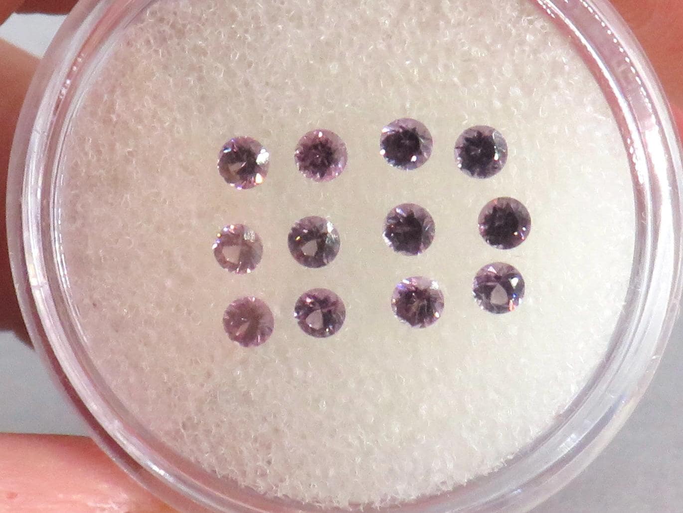 2.4mm Spinel Faceted Round | 0.8ct | Sold as Lot | SL133 - - GemEnthusiast