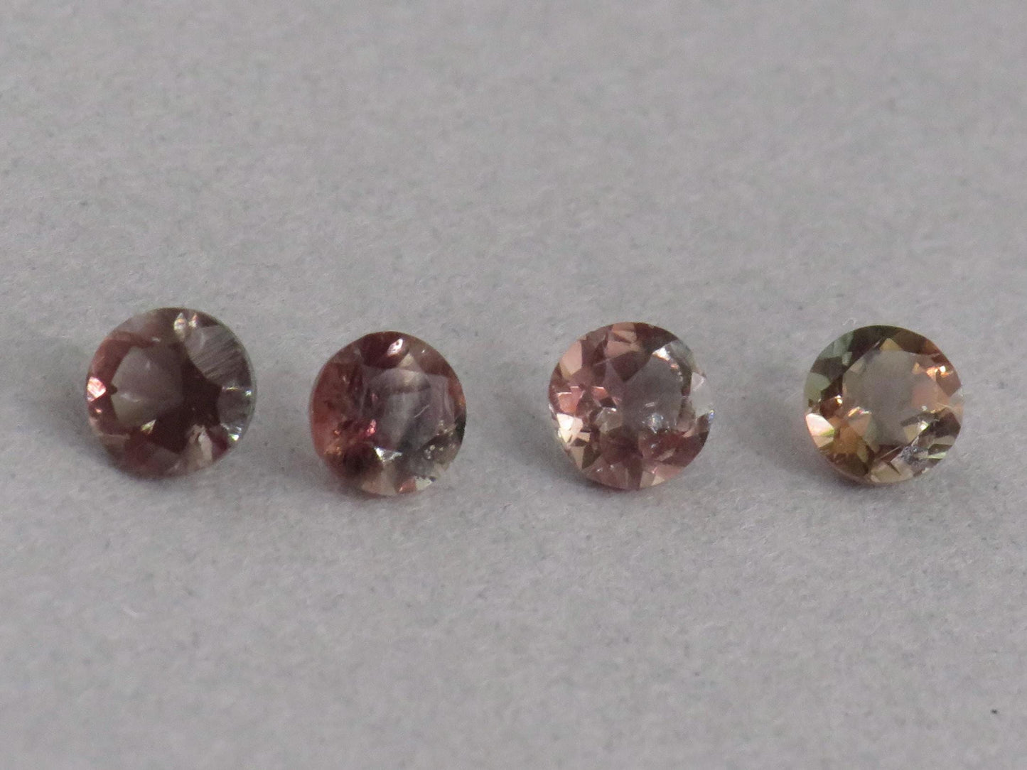 4mm Oregon Sunstone Lot | Red with Zoning and Striations | Faceted Round Gemstones | OSF247 - - GemEnthusiast