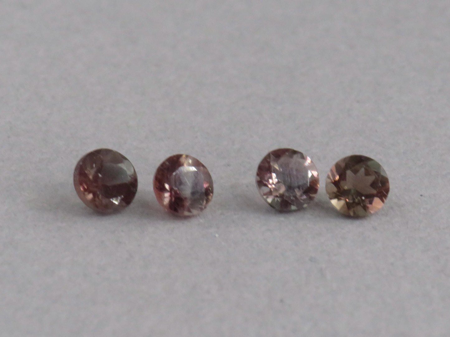 4mm Oregon Sunstone Lot | Red with Zoning and Striations | Faceted Round Gemstones | OSF247 - - GemEnthusiast