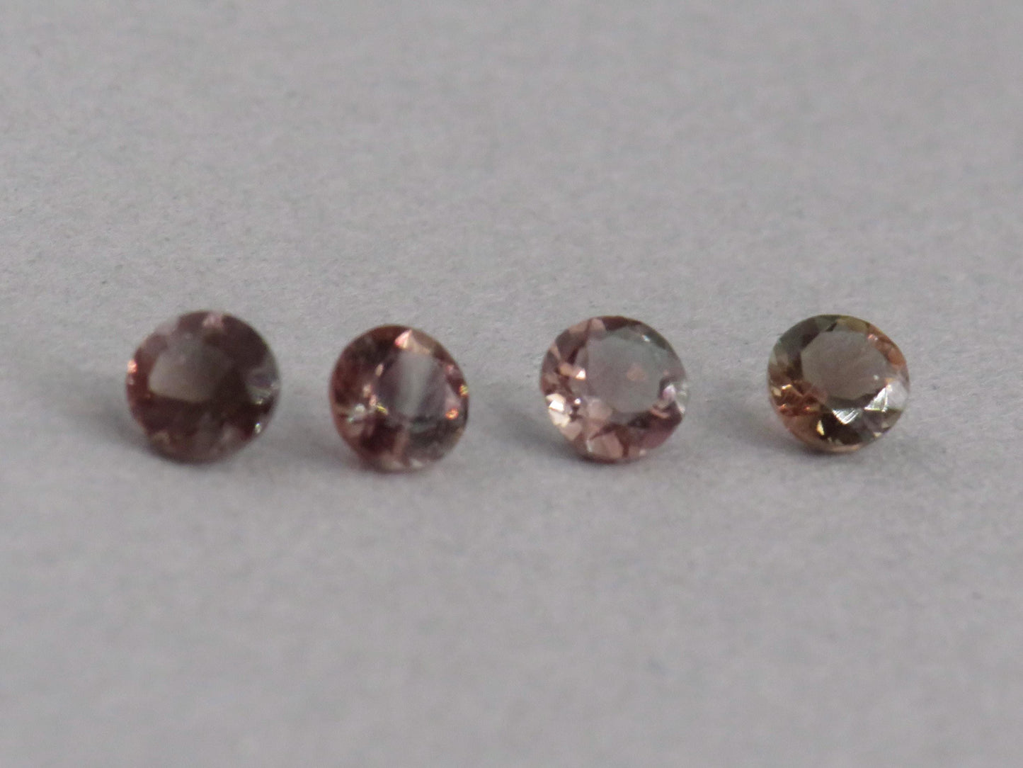 4mm Oregon Sunstone Lot | Red with Zoning and Striations | Faceted Round Gemstones | OSF247 - - GemEnthusiast