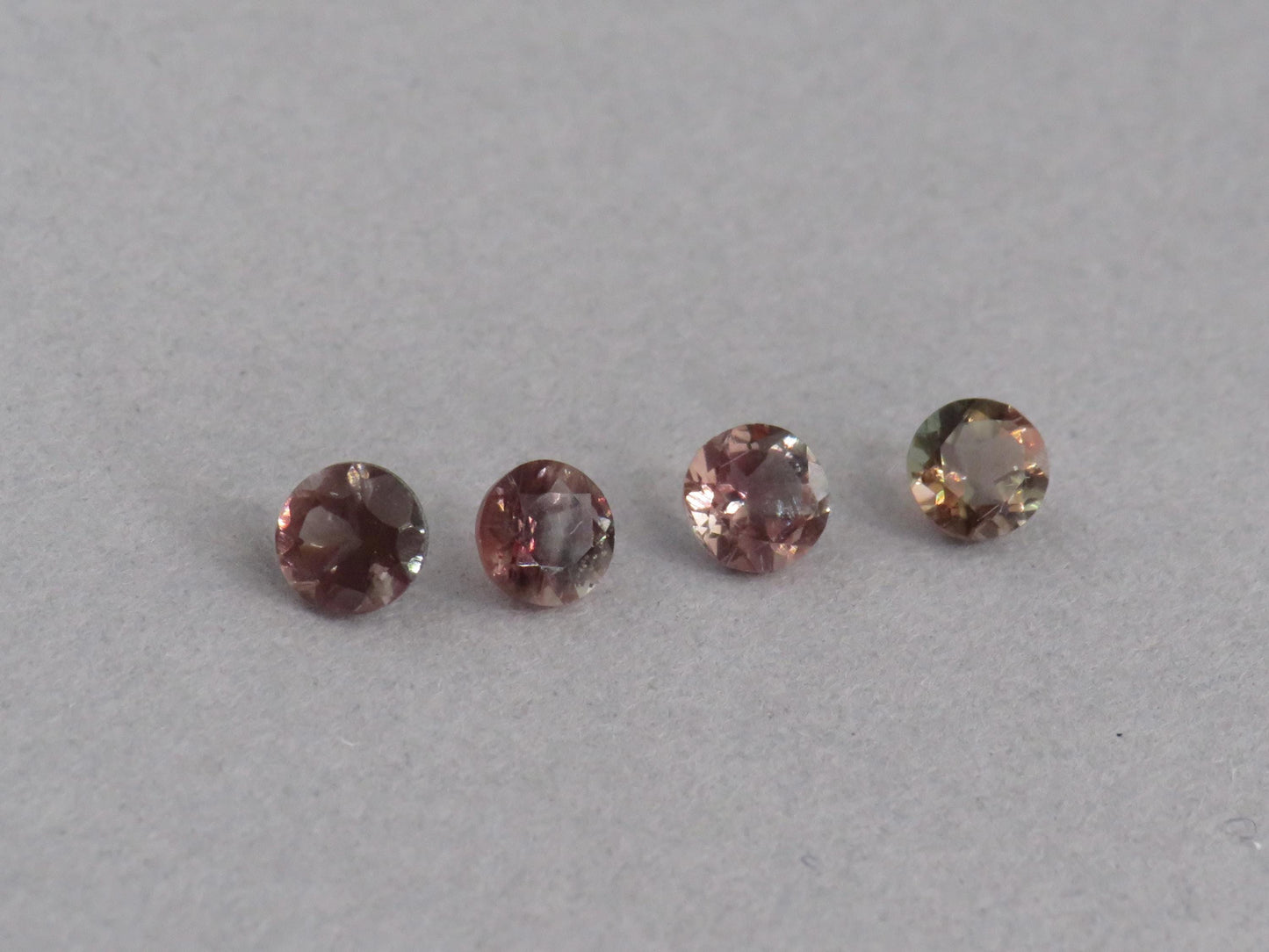 4mm Oregon Sunstone Lot | Red with Zoning and Striations | Faceted Round Gemstones | OSF247 - - GemEnthusiast