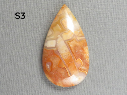 Peach Lace Agate Cabochon | 27–36mm, avg 32ct | Per Stone | Indonesia | AG393 - - GemEnthusiast