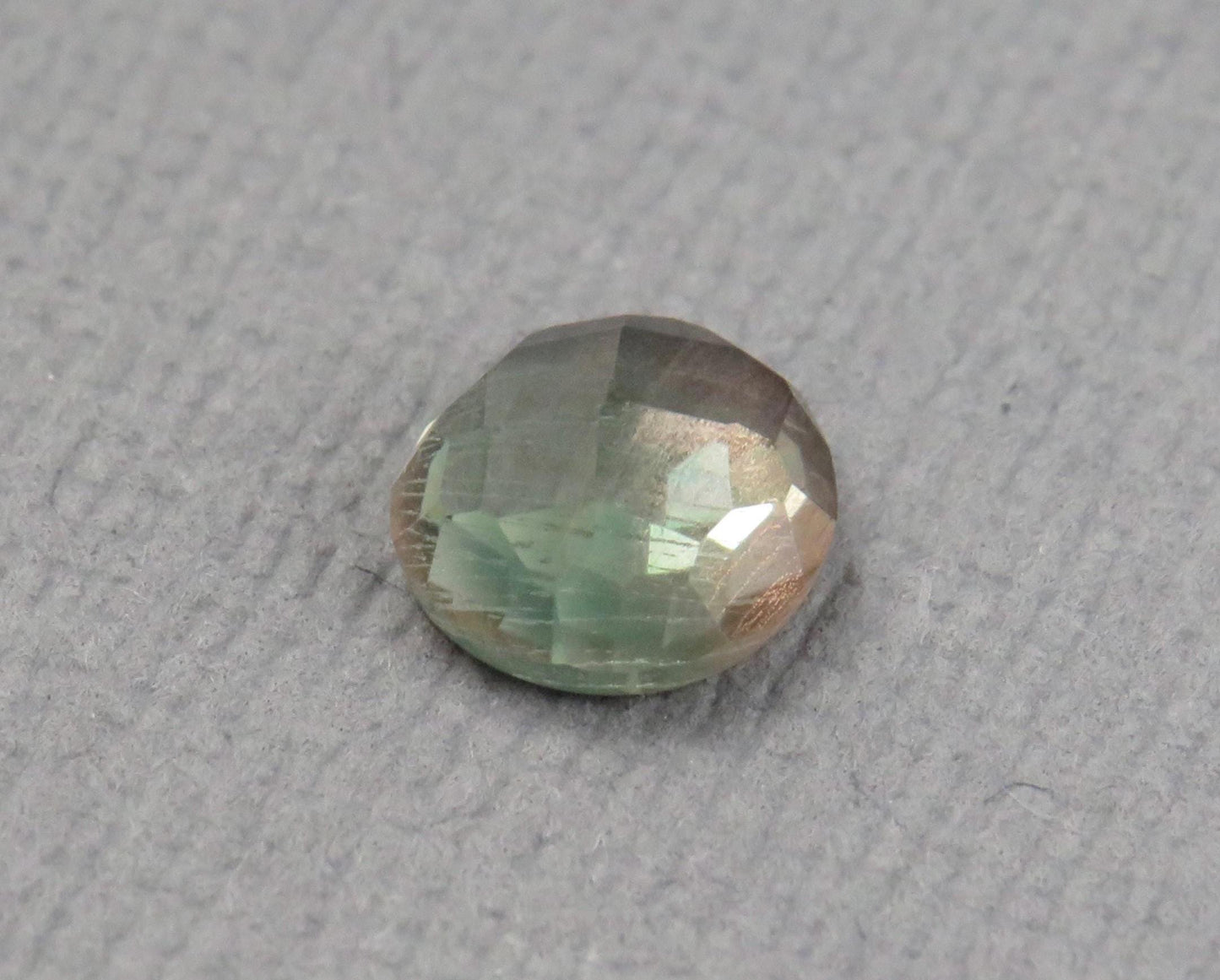 Green Blue Oregon Sunstone Round Rose Cut | Rare Pendant Stone | 6x6mm, 0.9ct | Oregon USA | OSR148 - - GemEnthusiast