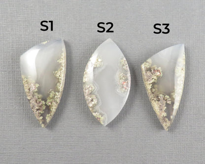 Moss Agate Cabochon | 37mm, avg 31ct | Per Stone | Indonesia | AG356 - Gem Enthusiast