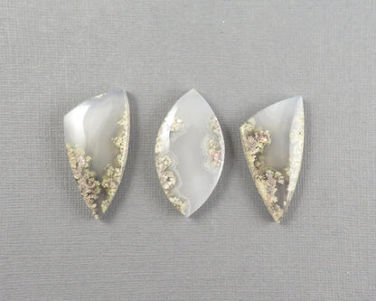 Moss Agate Cabochon | 37mm, avg 31ct | Per Stone | Indonesia | AG356 - Gem Enthusiast