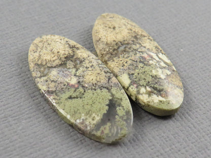 Moss Agate Oval Gemstones | 26mm x 12mm, 12.3 ct | Per Pair | Indonesia | AG346 - Gem Enthusiast