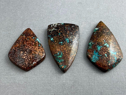 Native Copper in Chrysocolla | Confetti in Chalcedony | CA327 - Gem Enthusiast