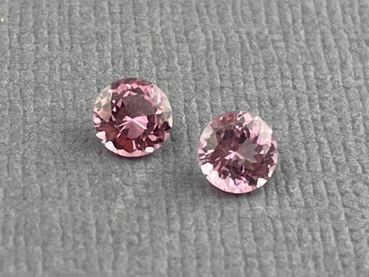 Natural Pink Spinel Faceted Pair Round | Natural Gemstone | 4.3 mm | SL116 - Spinel - Gem Enthusiast