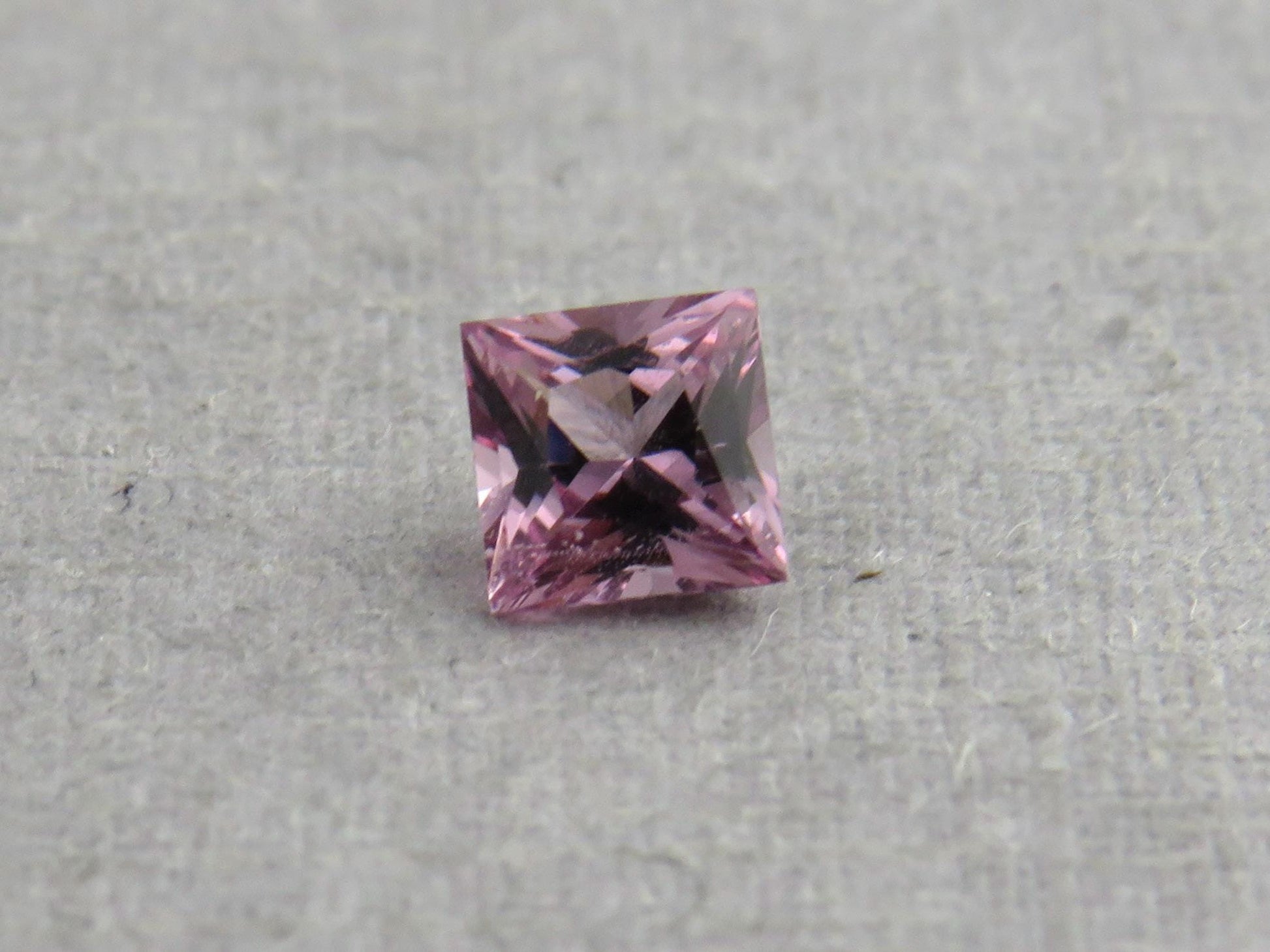 Natural Spinel Faceted Princess Cut | 3.9mm | Purple Pink Gemstone | SL114 - Gem Enthusiast