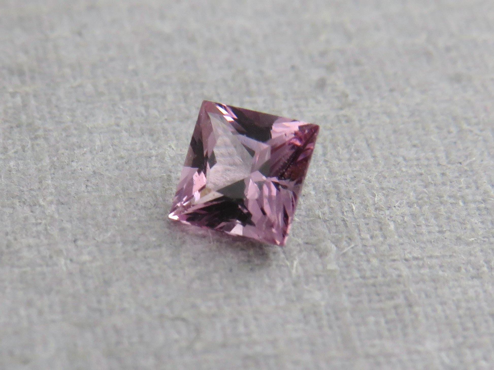 Natural Spinel Faceted Princess Cut | 3.9mm | Purple Pink Gemstone | SL114 - Gem Enthusiast