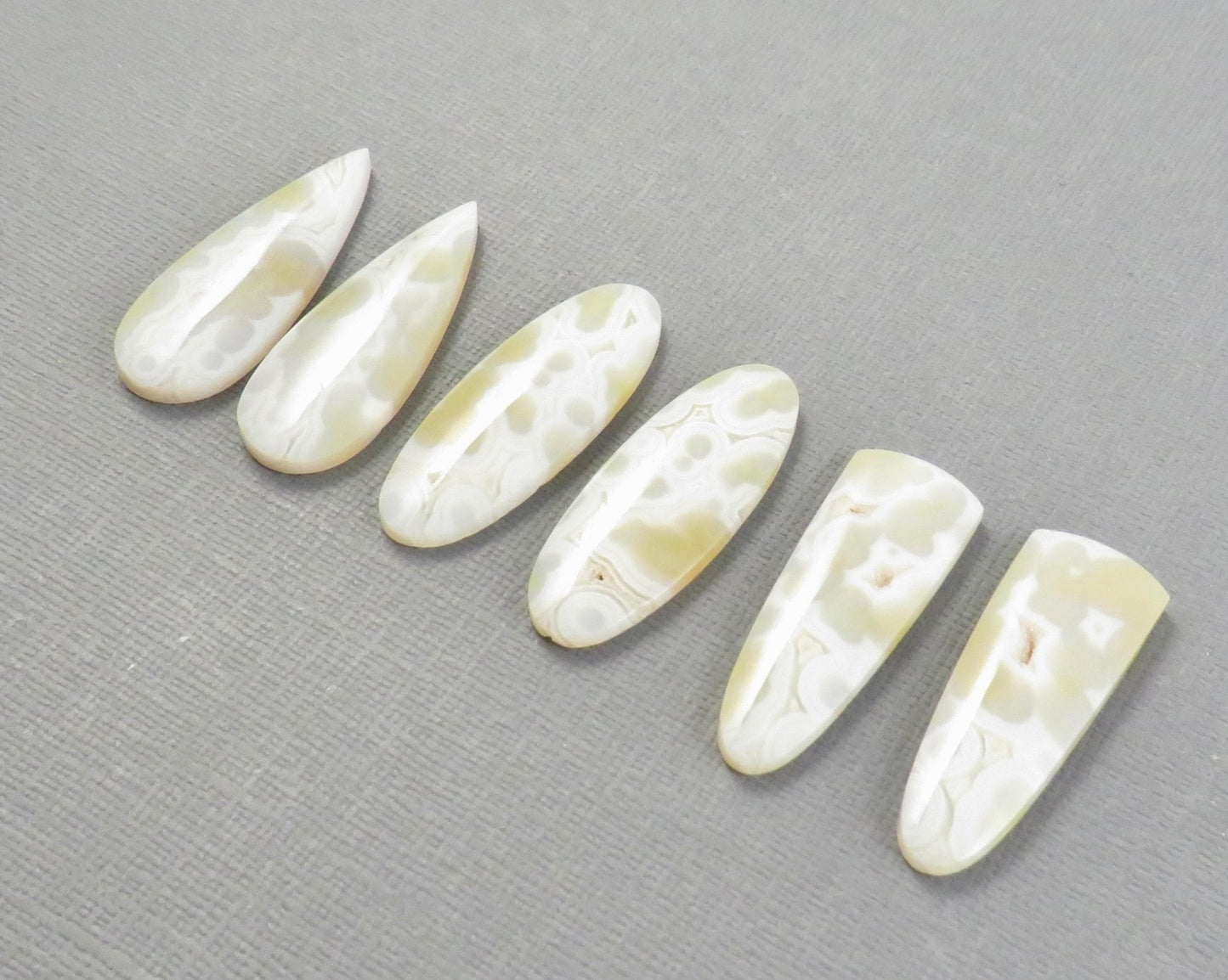 Orbicular Agate Cabochon | Eye Agate | 33.5–34mm, avg 25ct | Per Pair | Indonesia | OA108 - Gem Enthusiast