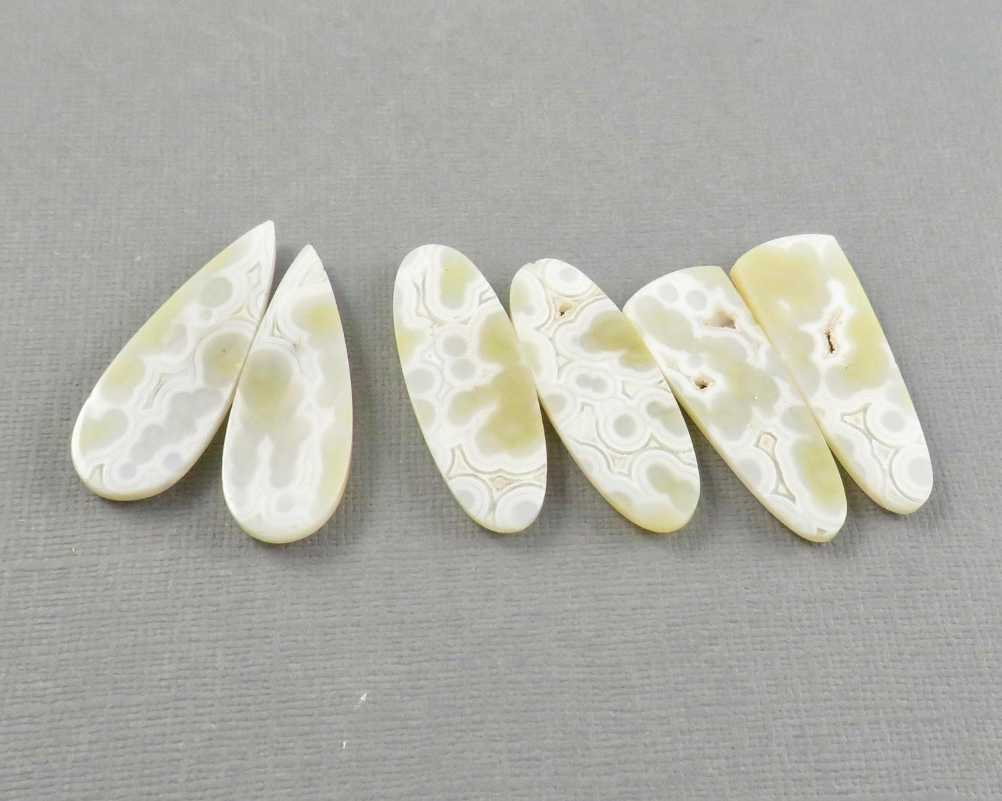 Orbicular Agate Cabochon | Eye Agate | 33.5–34mm, avg 25ct | Per Pair | Indonesia | OA108 - Gem Enthusiast