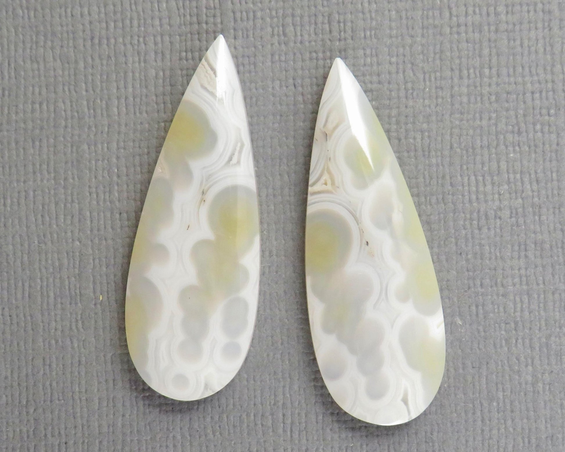 Orbicular Agate Cabochon | Eye Agate | 33.5–34mm, avg 25ct | Per Pair | Indonesia | OA108 - Gem Enthusiast