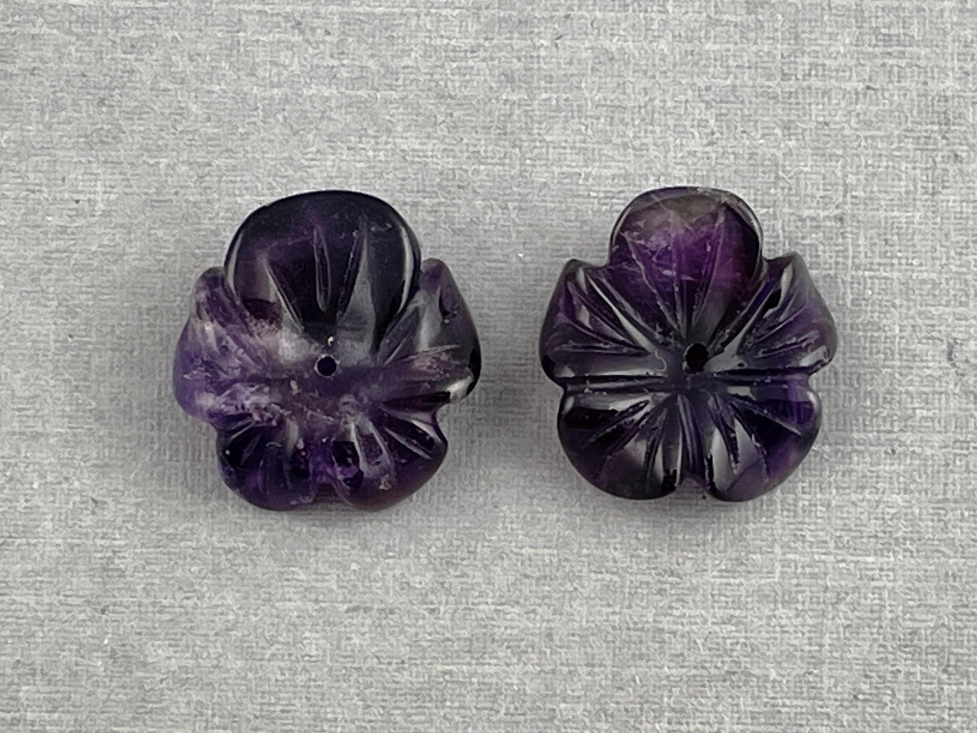 Orchid Carved Amethyst | Natural Gemstone | Center Drilled | AM201C - Gem Enthusiast