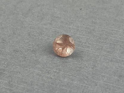 Oregon Sunstone 6mm Round Faceted Ethically Sourced Gemstone | OSF142 - Oregon Sunstone - Gem Enthusiast
