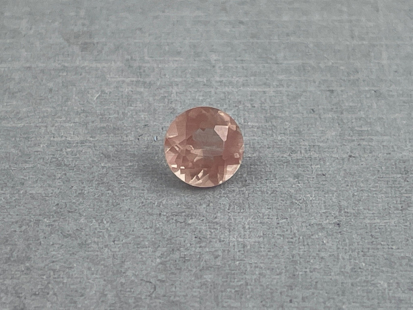 Oregon Sunstone 6mm Round Faceted Ethically Sourced Gemstone | OSF144 - Oregon Sunstone - Gem Enthusiast