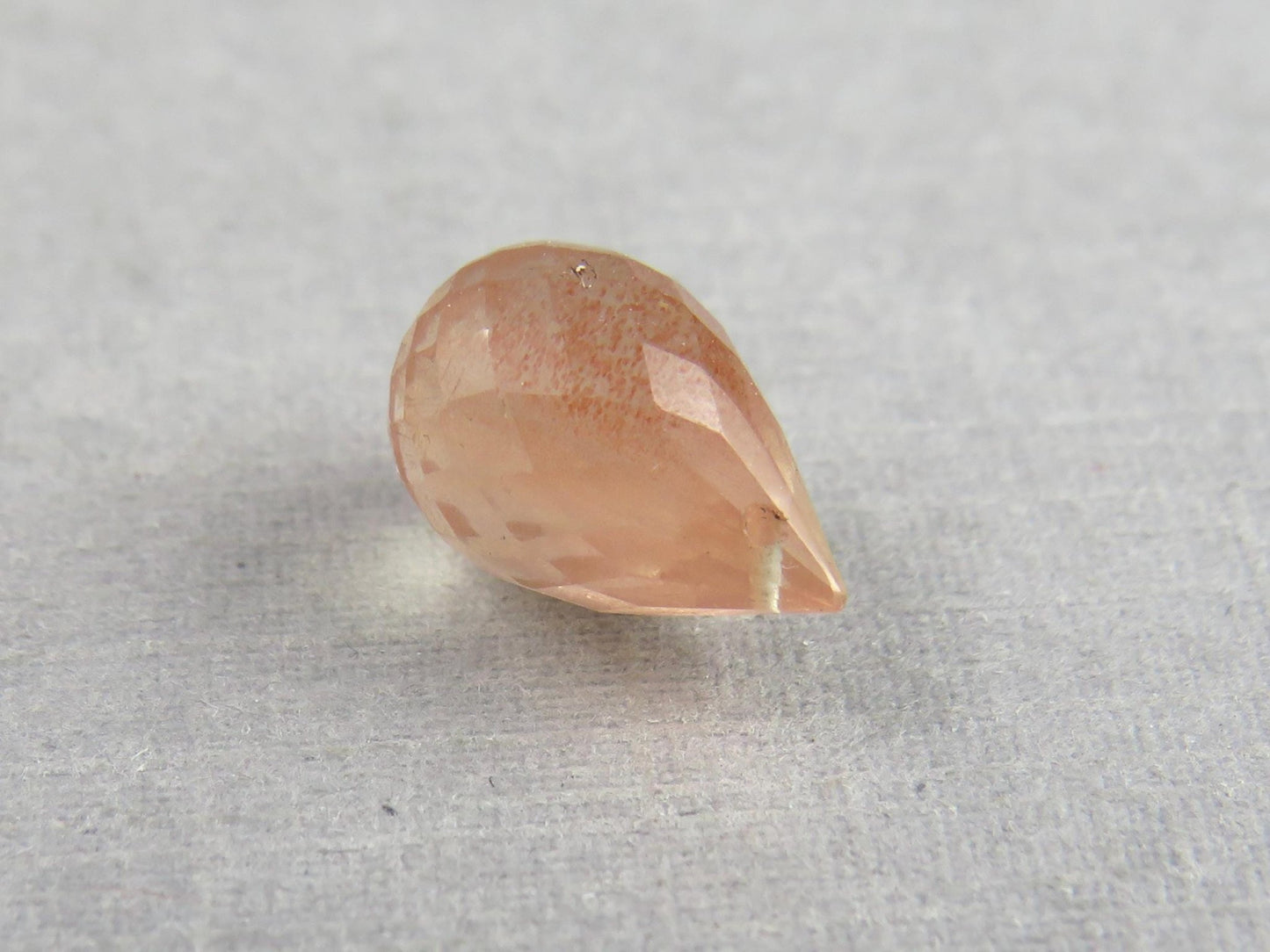 Oregon Sunstone Briolette | 10.7x7mm, 3.1ct | Sun Crystal, Oregon, USA | OSB101 - Gem Enthusiast