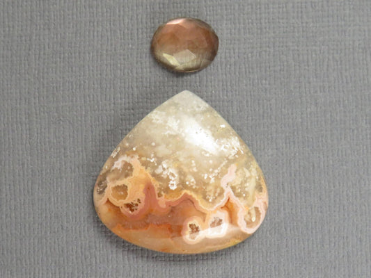 Oregon Sunstone, Crazy Lace Agate Cabochon Pear | 11–28mm | 2-Stone Lot | Oregon, USA and Indonesia | SET126 - Gem Enthusiast